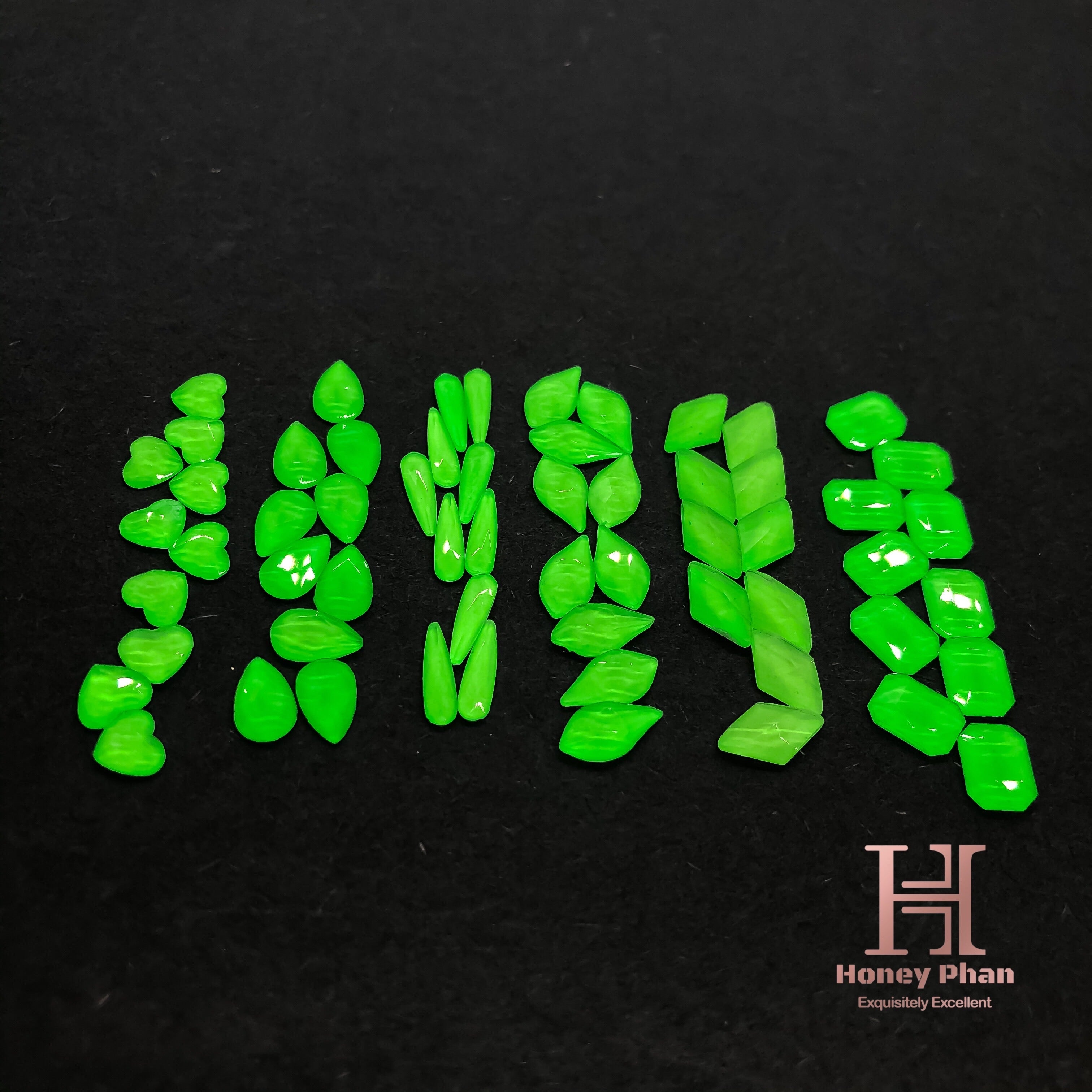 Neon Green Rhinestones 6 shapes (60 pcs/ 6 shape) -R54